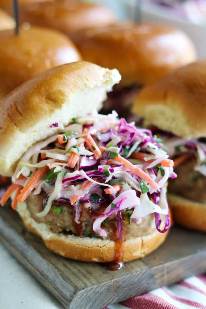 Garlic Turkey Burger Sliders with Cilantro Citrus Slaw | Clean Eats ...